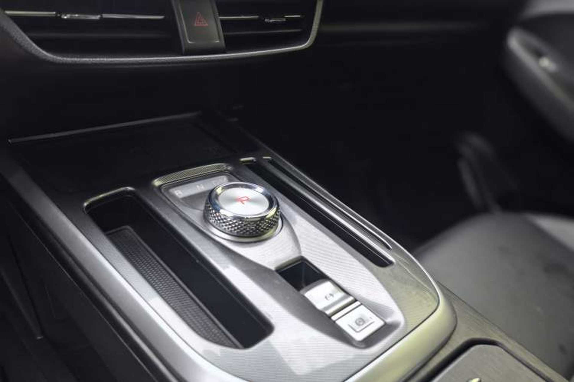 Used Haval JOLION 2021 1.5T Automatic Four-Door Version Gear Lever