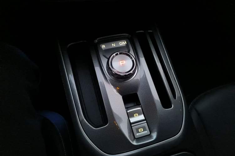 Used Haval JOLION 2021 1.5T Automatic Four-Door Version Gear Lever