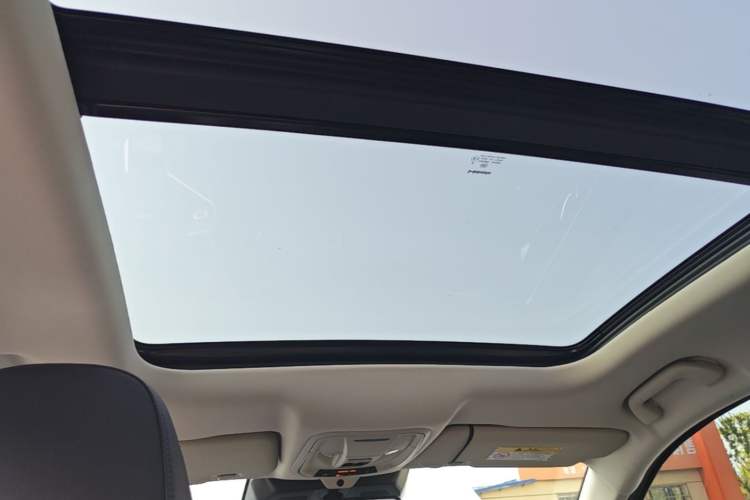 Used Haval JOLION 2021 1.5T Automatic Four-Door Version Headliner
