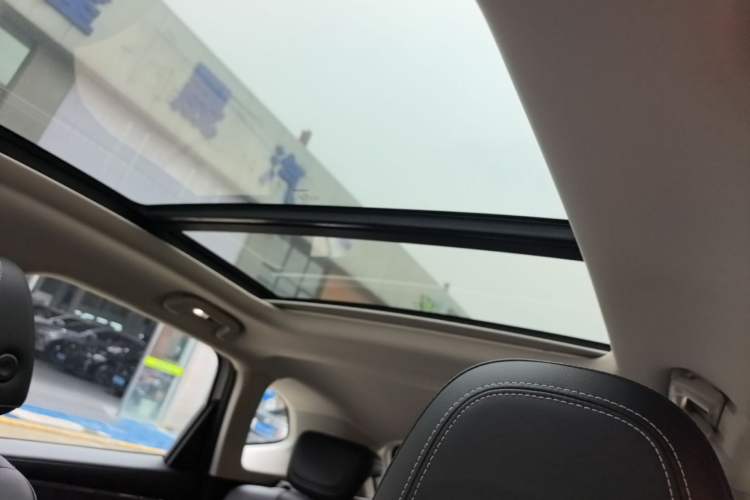 Used Haval JOLION 2021 1.5T Automatic Four-Door Version Headliner