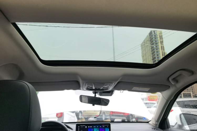 Used Haval JOLION 2021 1.5T Automatic Grand Three-Volume Version Headliner