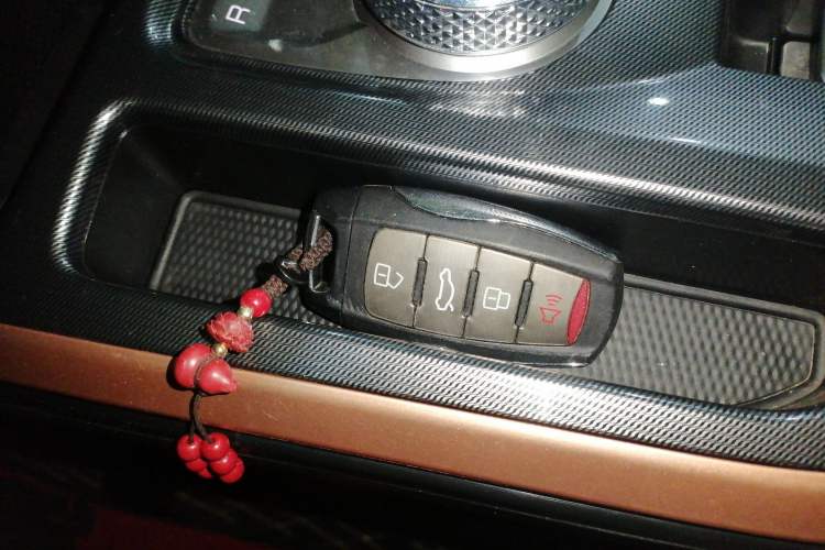 Used Haval JOLION 2021 1.5T Automatic Four-Door Version Interior 1