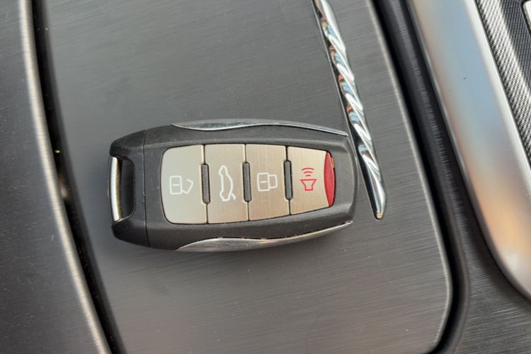 Used Haval JOLION 2021 1.5T Automatic Four-Door Version Interior 1