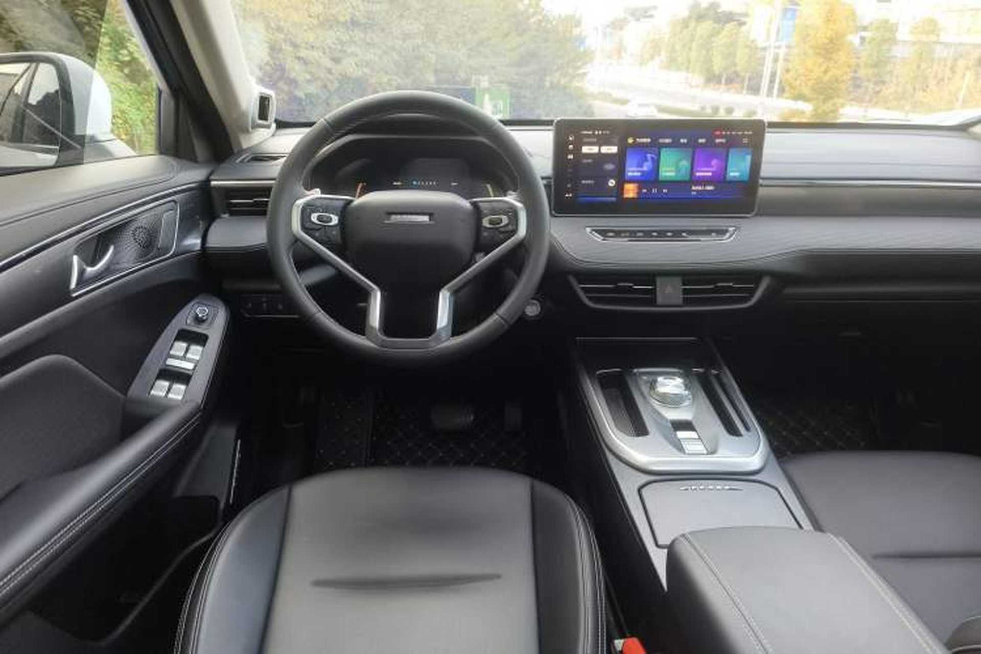 Used Haval JOLION 2021 1.5T Automatic Grand Three-Volume Version Interior 10