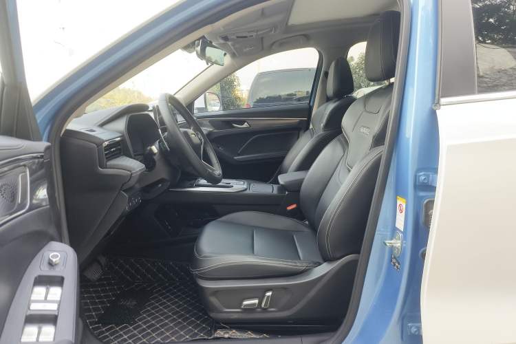 Used Haval JOLION 2021 1.5T Automatic Grand Three-Volume Version Interior 2