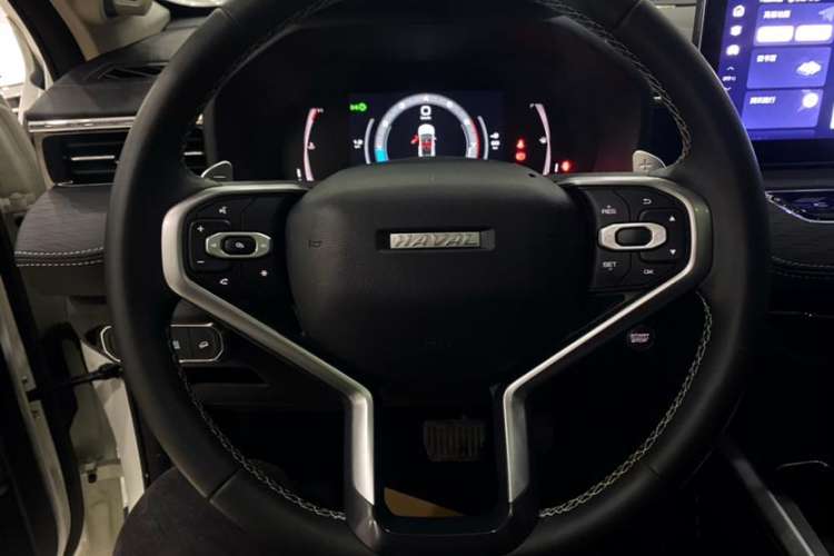 Used Haval JOLION 2021 1.5T Automatic Grand Three-Volume Version Interior 2