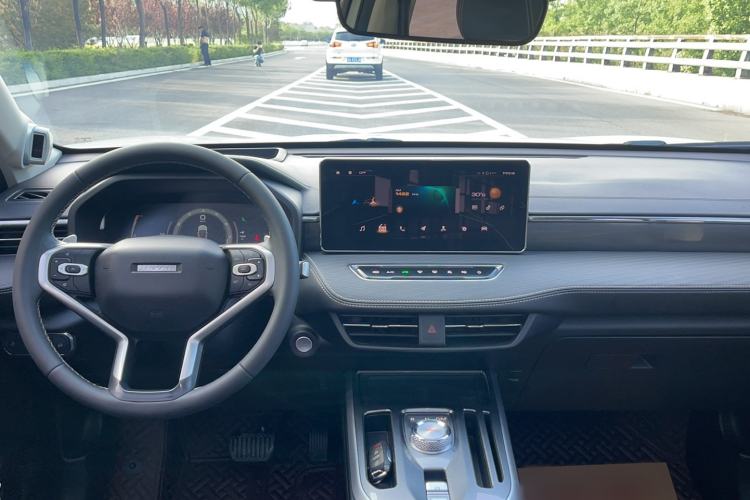 Used Haval JOLION 2021 1.5T Automatic Four-Door Version Interior 3