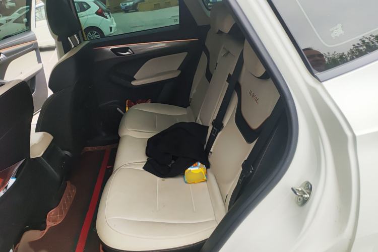 Used Haval JOLION 2021 1.5T Automatic Big Second Edition Interior 4