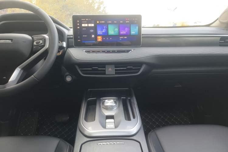 Used Haval JOLION 2021 1.5T Automatic Grand Three-Volume Version Interior 9