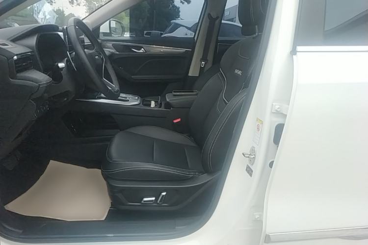 Used Haval JOLION 2021 1.5T Automatic Grand Three-Volume Version Left Front Seat
