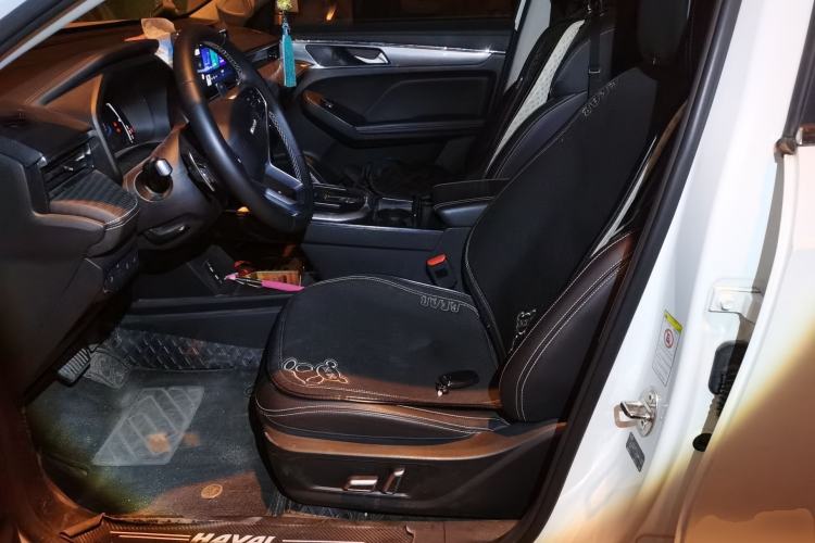 Used Haval JOLION 2021 1.5T Automatic Grand Three-Volume Version Left Front Seat