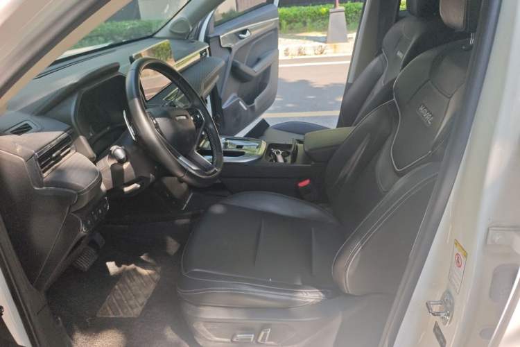 Used Haval JOLION 2021 1.5T Automatic Grand Three-Volume Version Left Front Seat