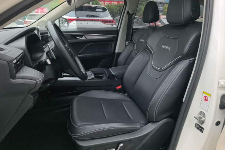 Used Haval JOLION 2021 1.5T Automatic Grand Three-Volume Version Left Front Seat