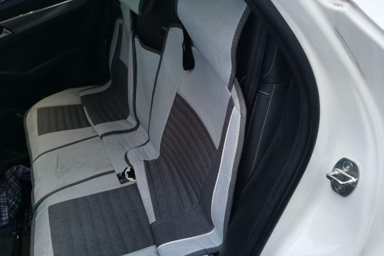 Used Haval JOLION 2021 1.5T Automatic Big Second Edition Left Rear Seat