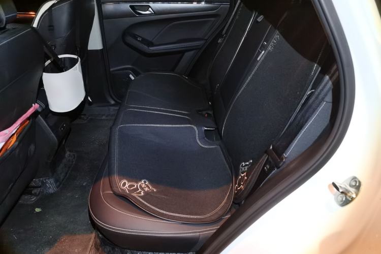 Used Haval JOLION 2021 1.5T Automatic Grand Three-Volume Version Left Rear Seat