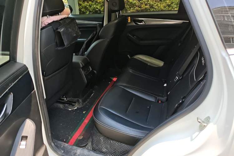 Used Haval JOLION 2021 1.5T Automatic Four-Door Version Left Rear Seat