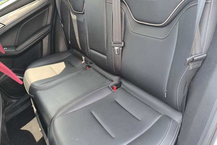 Used Haval JOLION 2021 1.5T Automatic Grand Three-Volume Version Left Rear Seat