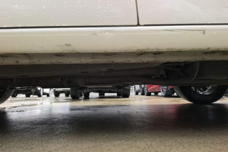 Used Haval JOLION 2021 1.5T Automatic Grand Three-Volume Version Left Side Sill