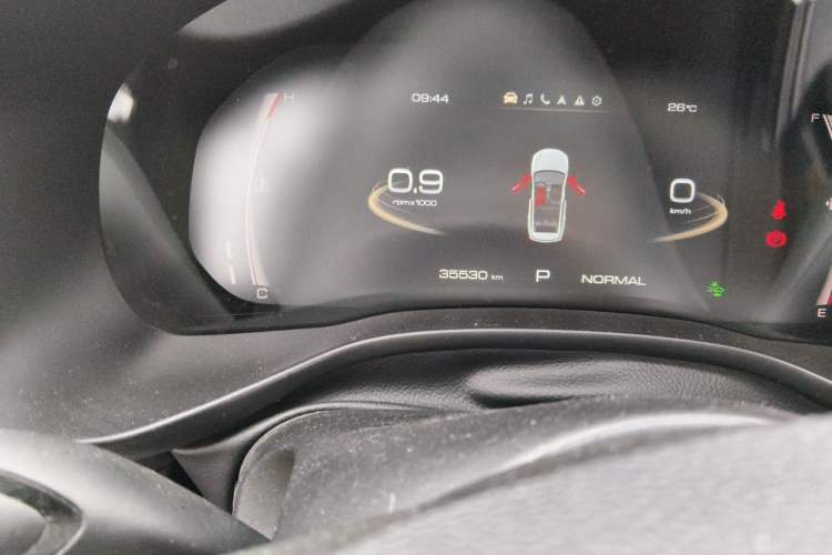 Used Haval JOLION 2021 1.5T Automatic Four-Door Version Odometer Close Up