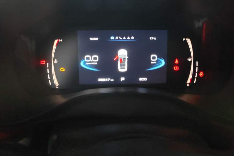 Used Haval JOLION 2021 1.5T Automatic Grand Three-Volume Version Odometer Close Up