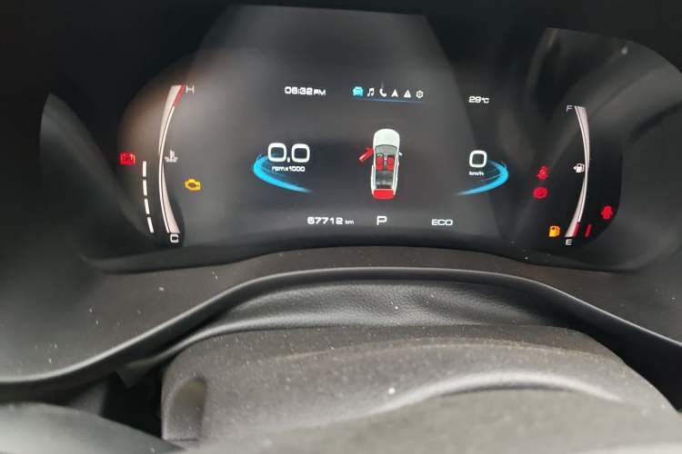 Used Haval JOLION 2021 1.5T Automatic Grand Three-Volume Version Odometer Close Up