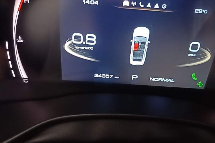 Used Haval JOLION 2021 1.5T Automatic Four-Door Version Odometer Close Up