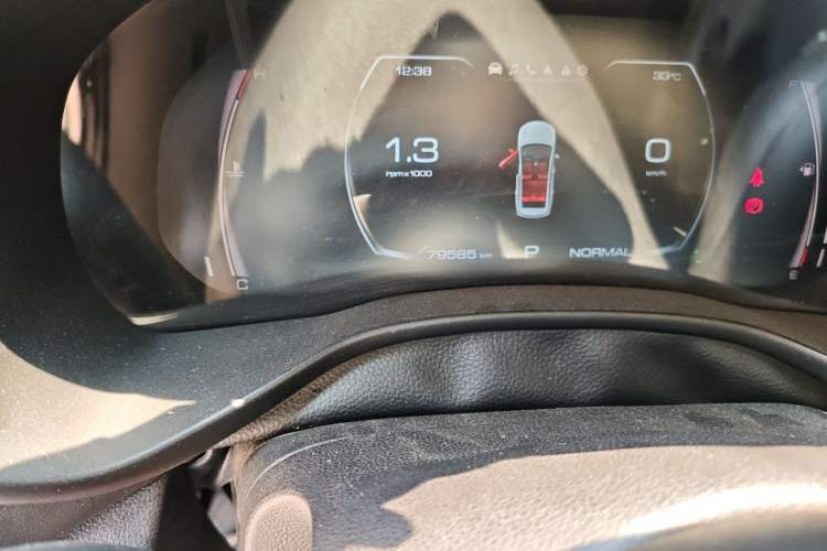 Used Haval JOLION 2021 1.5T Automatic Four-Door Version Odometer Close Up