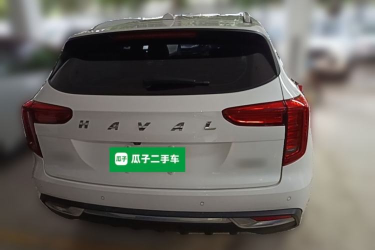 Used Haval JOLION 2021 1.5T Automatic Four-Door Version Rear