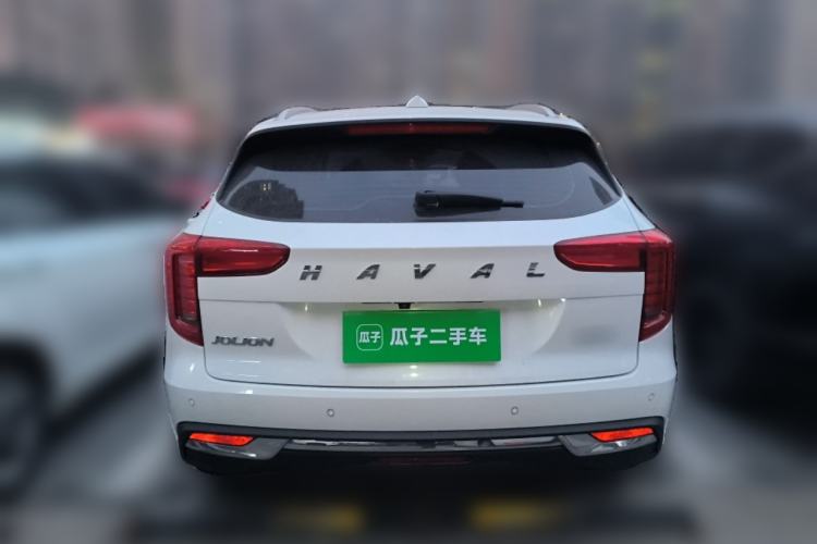 Used Haval JOLION 2021 1.5T Automatic Four-Door Version Rear