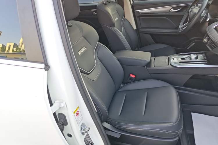 Used Haval JOLION 2021 1.5T Automatic Four-Door Version Right Front Seat