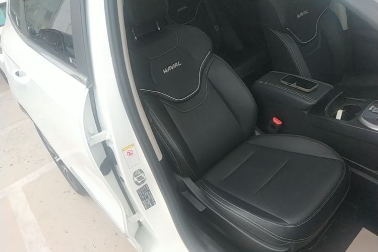 Used Haval JOLION 2021 1.5T Automatic Grand Three-Volume Version Right Front Seat