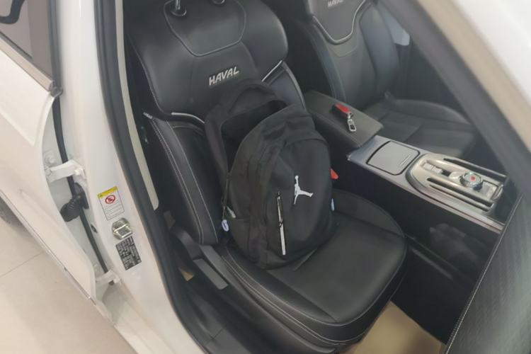 Used Haval JOLION 2021 1.5T Automatic Grand Three-Volume Version Right Front Seat