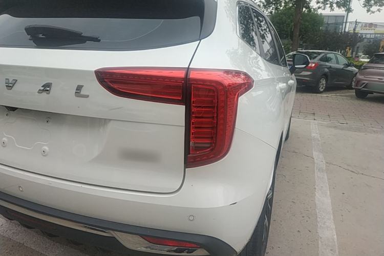 Used Haval JOLION 2021 1.5T Automatic Grand Three-Volume Version Right Rear Taillight