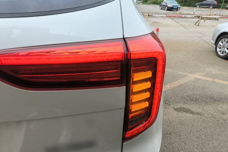 Used Haval JOLION 2021 1.5T Automatic Grand Three-Volume Version Right Rear Taillight