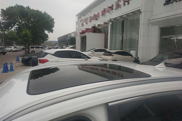 Used Haval JOLION 2021 1.5T Automatic Grand Three-Volume Version Roof
