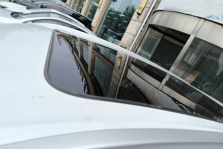 Used Haval JOLION 2021 1.5T Automatic Grand Three-Volume Version Roof