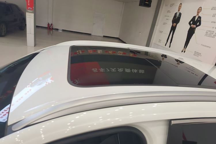 Used Haval JOLION 2021 1.5T Automatic Grand Three-Volume Version Roof