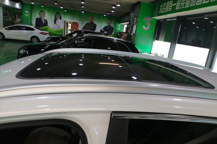 Used Haval JOLION 2021 1.5T Automatic Four-Door Version Roof