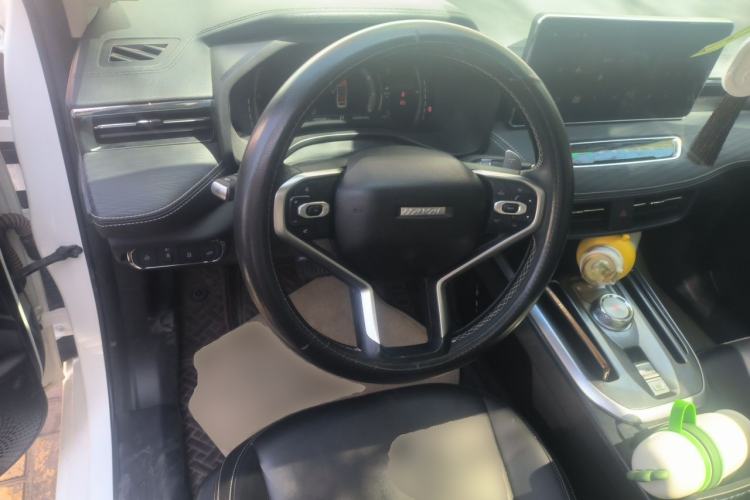 Used Haval JOLION 2021 1.5T Automatic Four-Door Version Steering Wheel