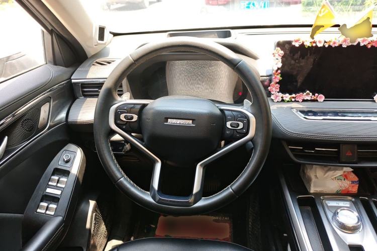 Used Haval JOLION 2021 1.5T Automatic Four-Door Version Steering Wheel