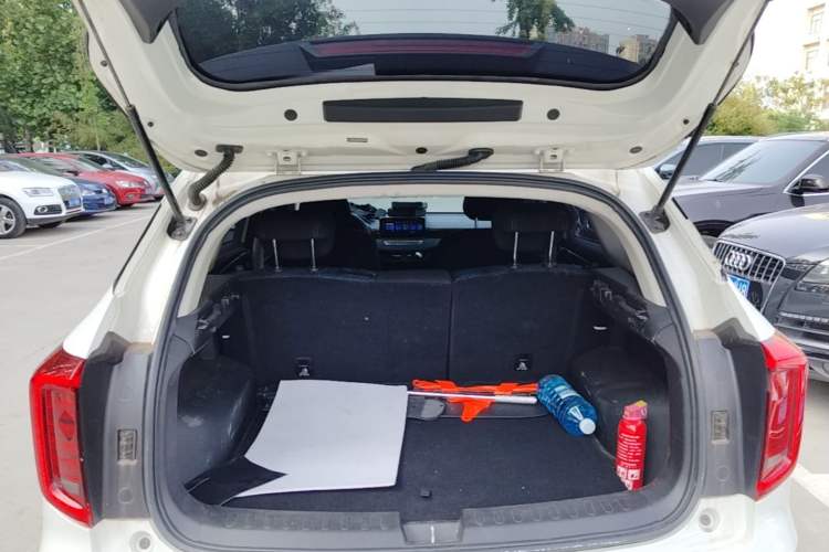 Used Haval JOLION 2021 1.5T Automatic Grand Edition Trunk