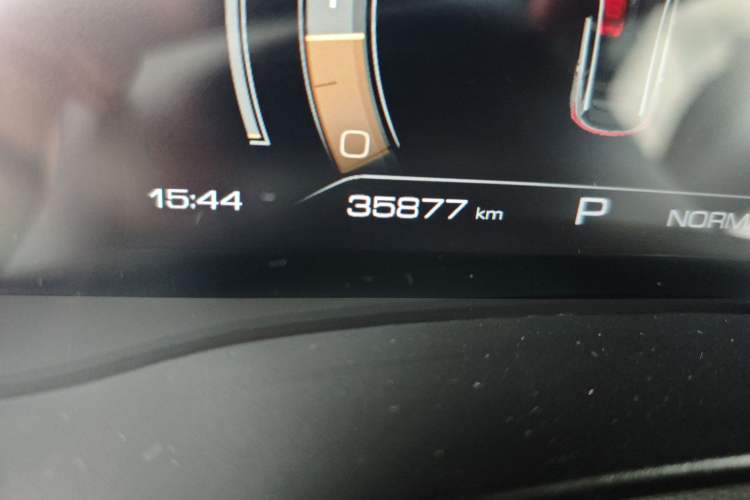Used Haval LHERY 2021 GT Edition 1.5T Platinum Rabbit Odometer Close Up