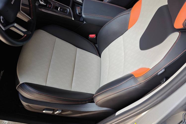 Used Haval LHERY 2021 High-Performance Version 1.5T Golden Rabbit Left Front Seat