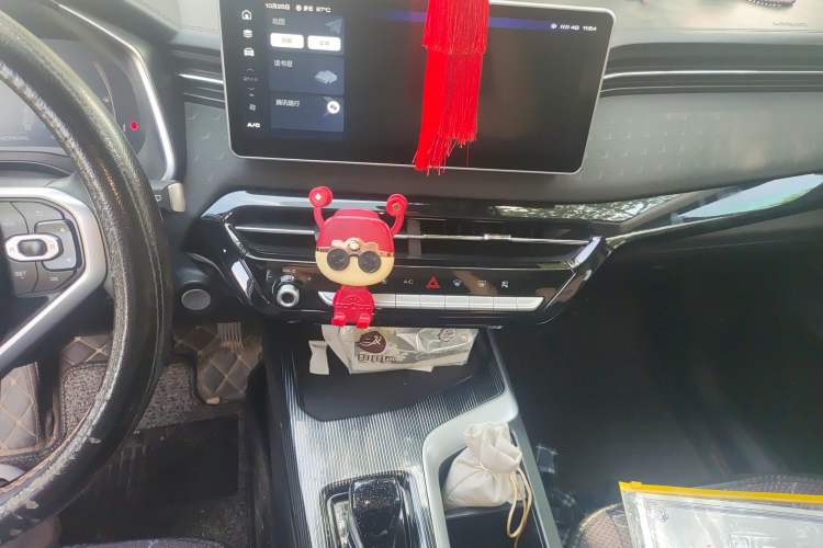 Used Haval LHERY 2022 Jingxiang Edition 1.5T Copper Rabbit Audio And AC Panel