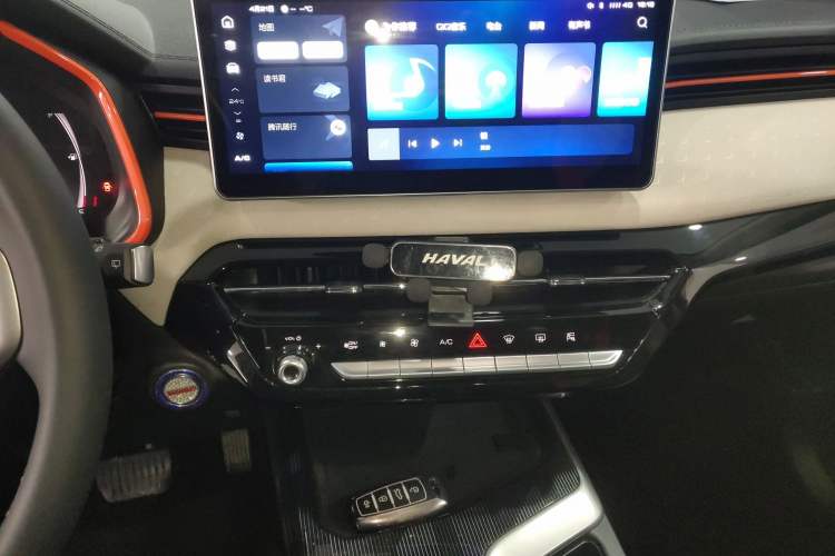 Used Haval LHERY 2021 High-Performance Version 1.5T Golden Rabbit Audio And AC Panel