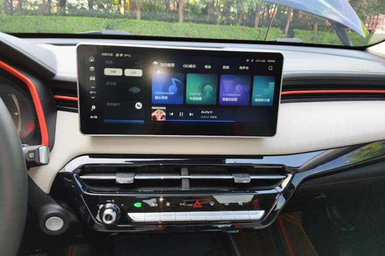 Used Haval LHERY 2021 High-Performance Version 1.5T Golden Rabbit Audio And AC Panel