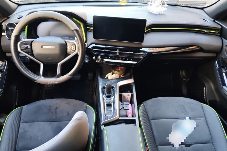 Used Haval LHERY 2021 High-Performance Version 1.5T Golden Rabbit Center Console