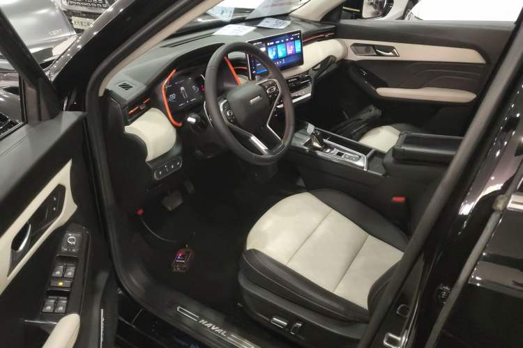 Used Haval LHERY 2021 High-Performance Version 1.5T Golden Rabbit Driver Seat