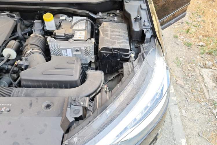 Used Haval LHERY 2021 High-Performance Version 1.5T Golden Rabbit Engine Bay Left
