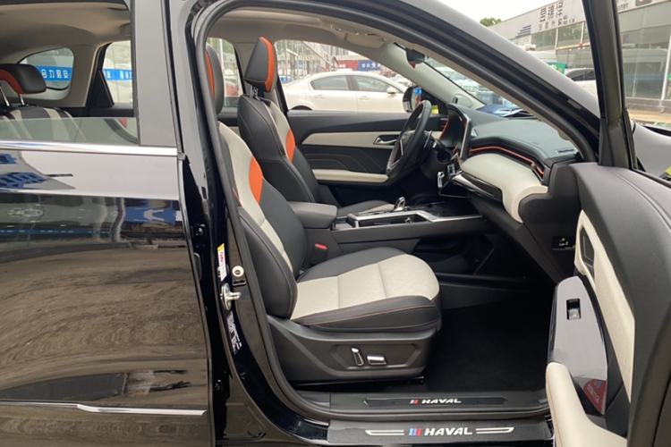 Used Haval LHERY 2021 GT Edition 1.5T Platinum Rabbit Interior 9